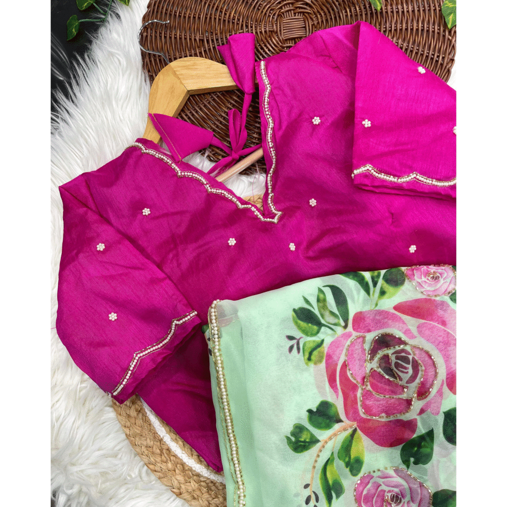Light Green Floral Georgette Saree - Image 4